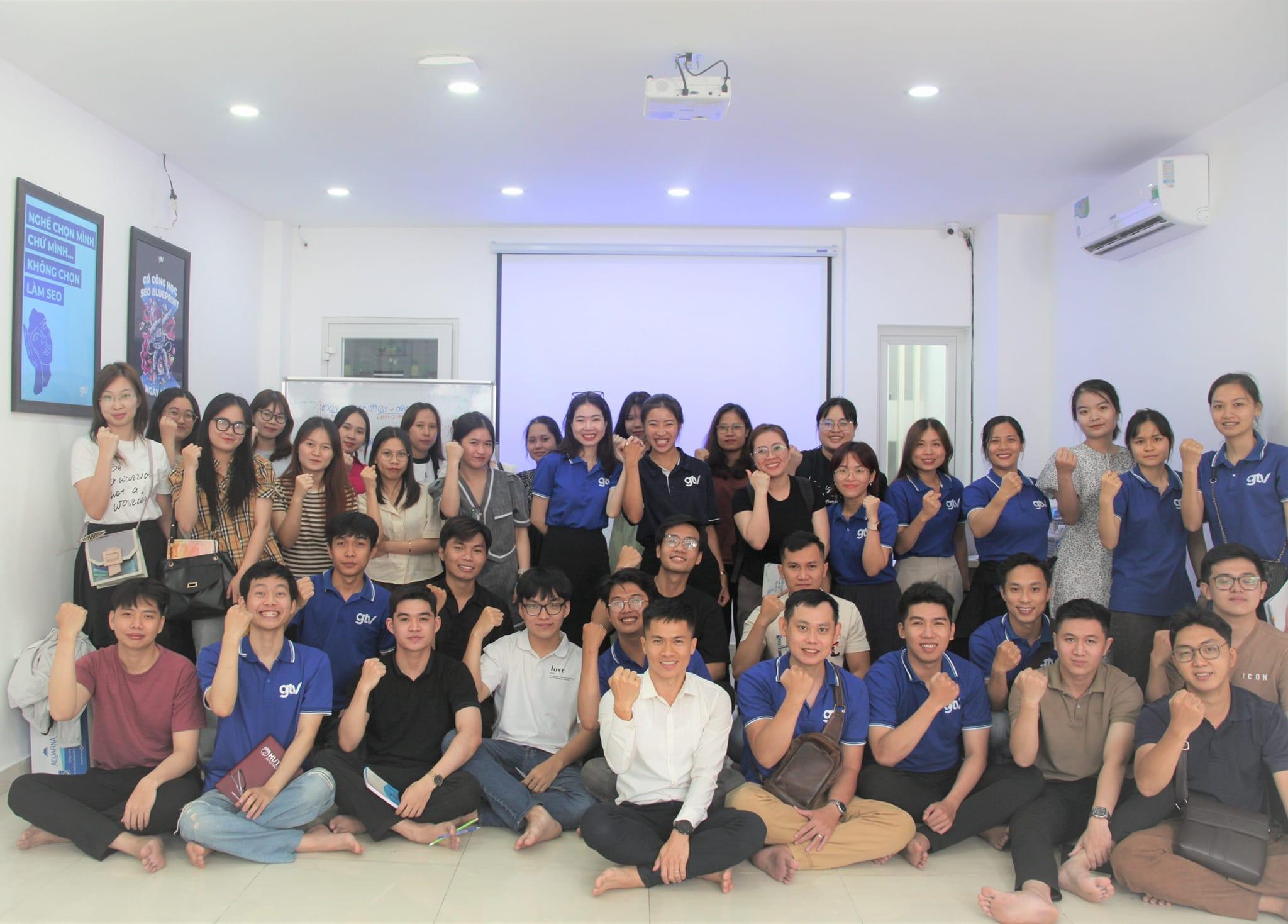 SEO Intern Tài năng job description