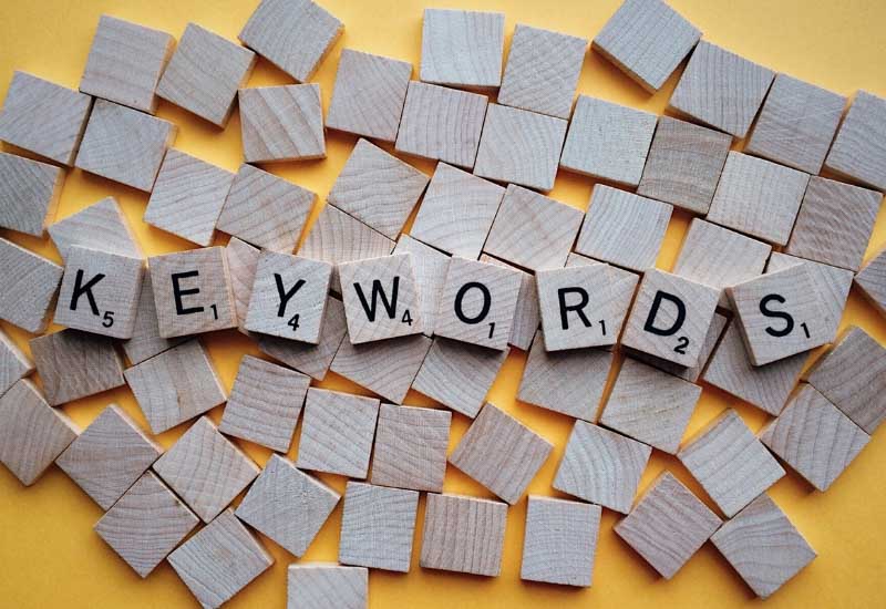 tránh nhồi nhét từ khóa