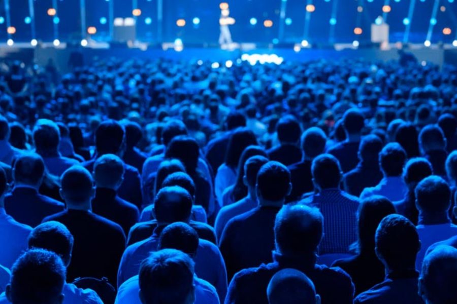 KOL có số lượng người theo dõi lớn hơn rất nhiều lần so với KOC