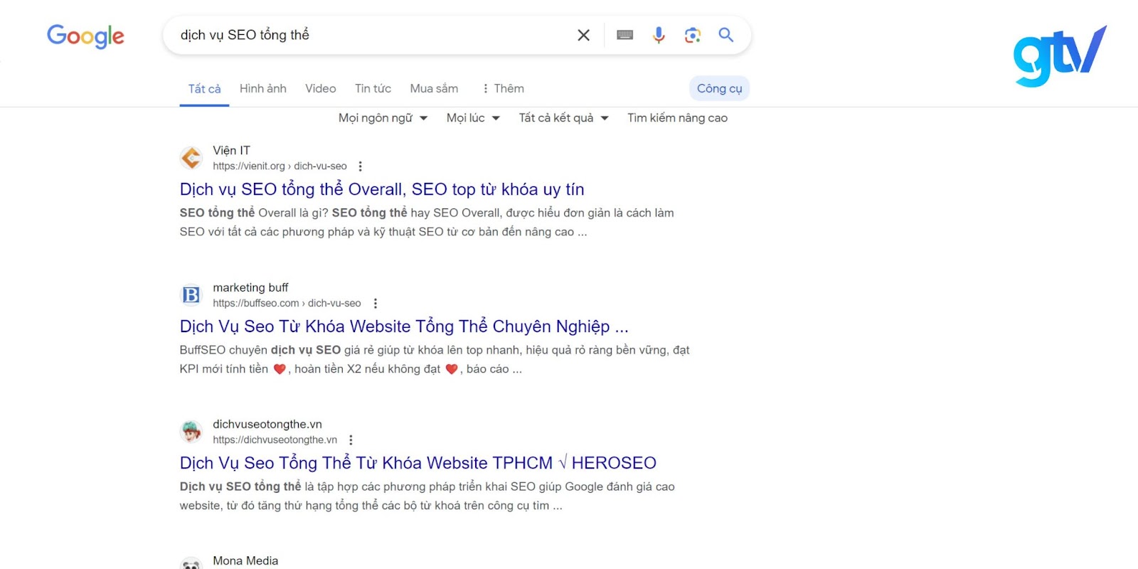 Ngược lại, với SEO, từ khóa được tìm kiếm xuất hiện ở đầu trang