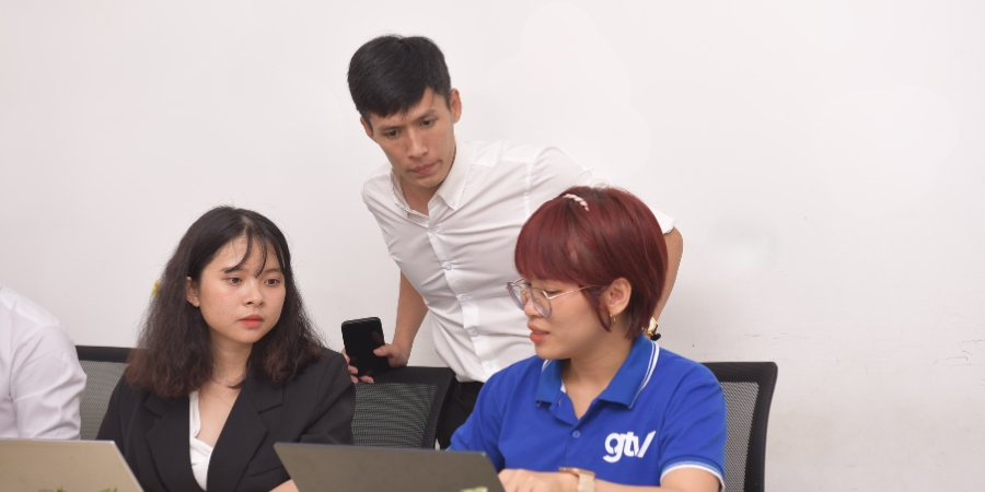 trien khai seo theo okrs